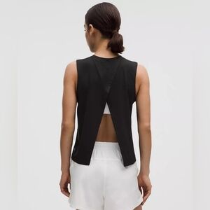 Lululemon Back Open-Back Sleeveless Tank Top - Women